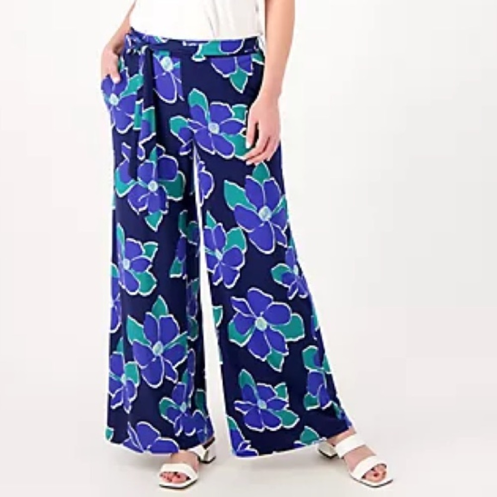 Girl with Curves Petite Floral Wide Leg Pant Petite XS